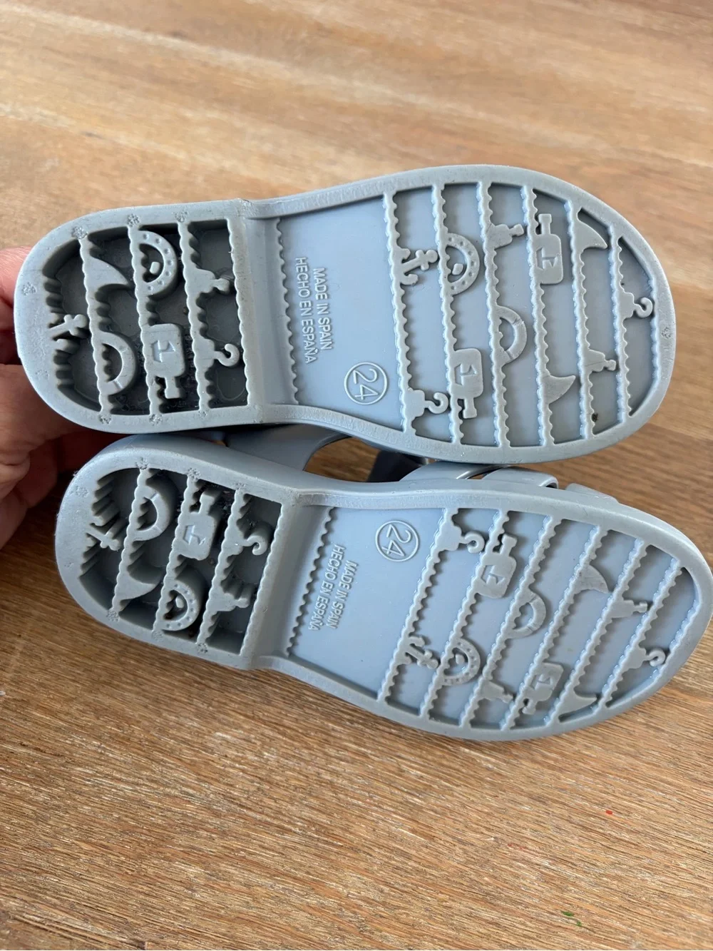 Igor Kids Gray Jelly Fisherman Sandals Size 24 Made in Spain